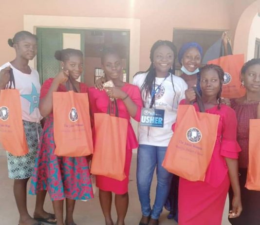 Nigeria @60: The Jukun Woman Reaches out to Teenagers in Taraba.