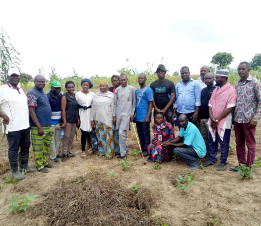 FFACET pays courtesy call, visit farms.